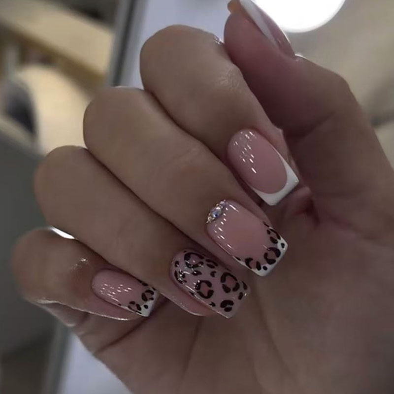 24 Stück fertige künstliche Nä – Nail Art Simple Bewertung und Preis